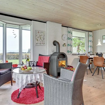 Kaleva - 200m To The Fjord By Interhome